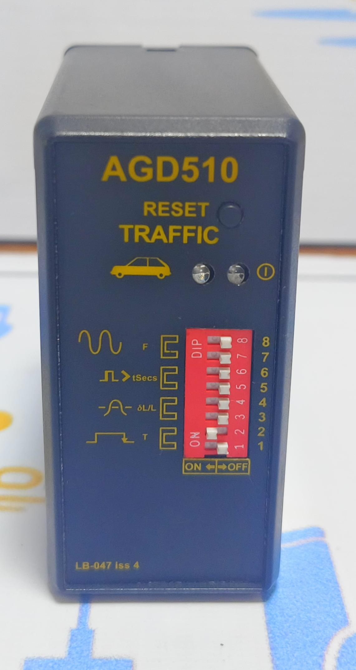 AGD510  INDUCTIVE LOOP DETECTOR TRAFFIC  LB-047  S\N 11070434  POWER 12/24 V 