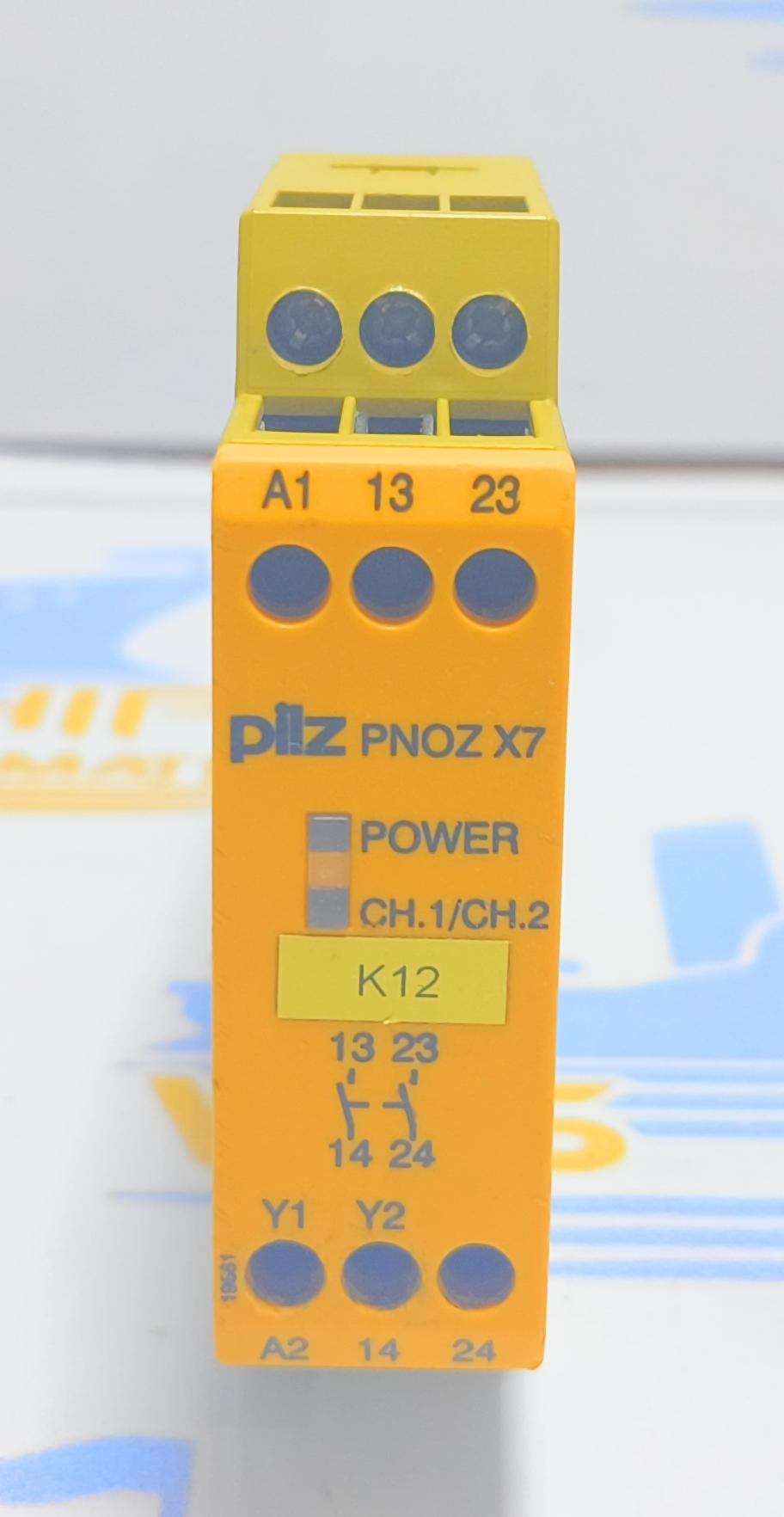PLIZ PNOZ X7 Emergency Stop Safety Relay, 24V ac/dc ID NO: 774059 K12