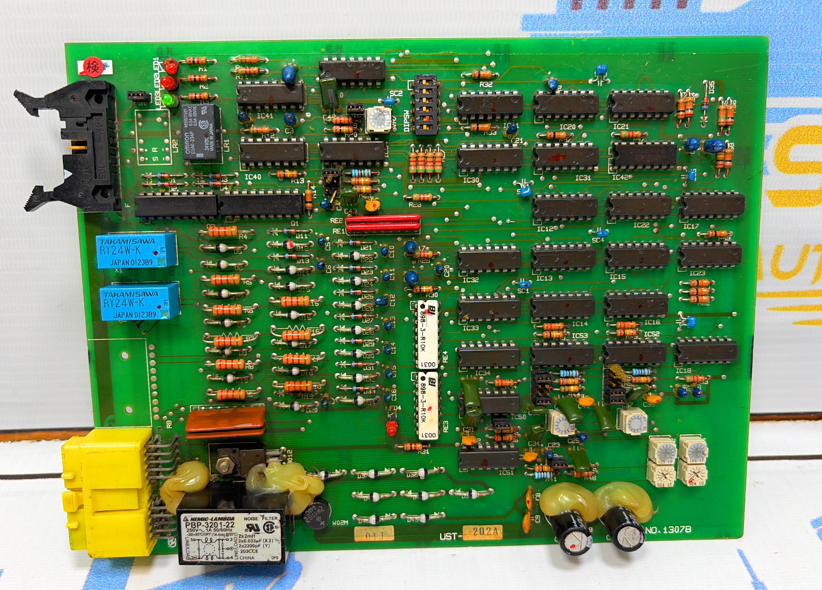 UZUSHIO ELECTRIC UST-202A2 PRINTED CIRCUIT BOARD . NO : 1307B 